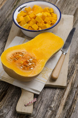 Geschnittener Butternusskürbis