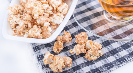 caramel popcorn