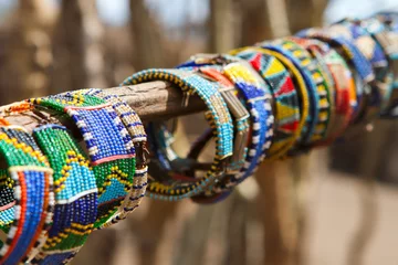 Gardinen Traditioneller Schmuck der Massai © BlueOrange Studio