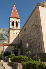 Fototapeta premium Clocher-Campanile de l'église de Makarska