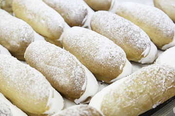 Bun stuffed with cream