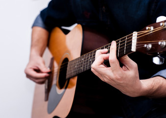 Fototapeta na wymiar playing guitar