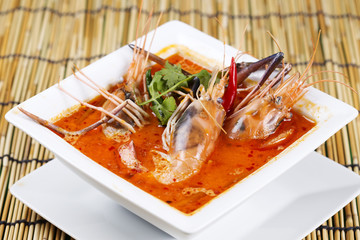 sour and spicy of shrimp soup