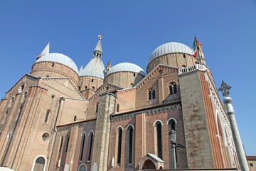Fototapeta na wymiar Basilica di San Antonio di Padua, church in Padova, Veneto, Ita