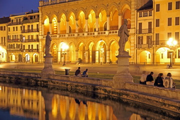 Fototapeta premium Pratto della Valle at dusk, Padua, Veneto, Italy