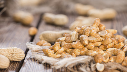 Roasted Spicy Peanuts