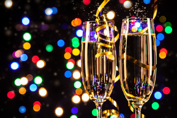 Glasses of champagne © Jag_cz