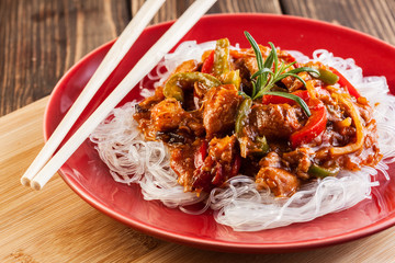 Chinese chicken with rice noodles