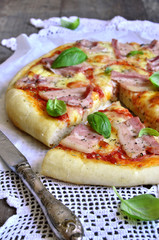 Pizza with smoked bacon.