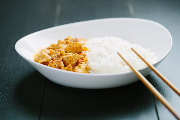 Spicy chicken curry with rice