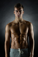 Fototapeta na wymiar young male bodybuilder