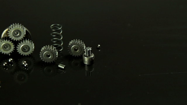 dismantle mechanism