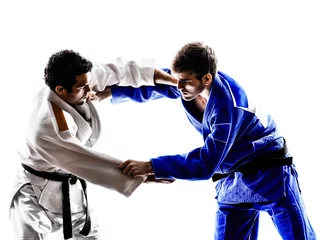 Crédence de cuisine en verre imprimé Arts martiaux judokas combattants combat hommes silhouette