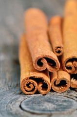 cinnamon sticks
