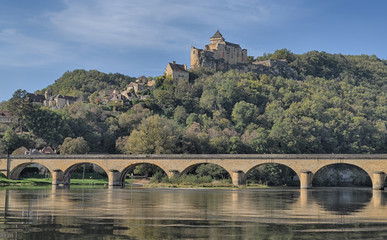 Fototapeta premium Pont Et château