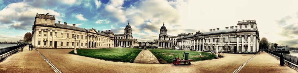Fototapeta na wymiar Amazing palace view in London