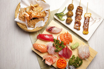cuisine japonais grillage beignet sushi sashimi