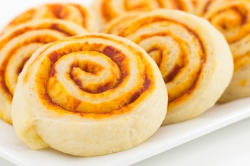 pizza al pomodoro