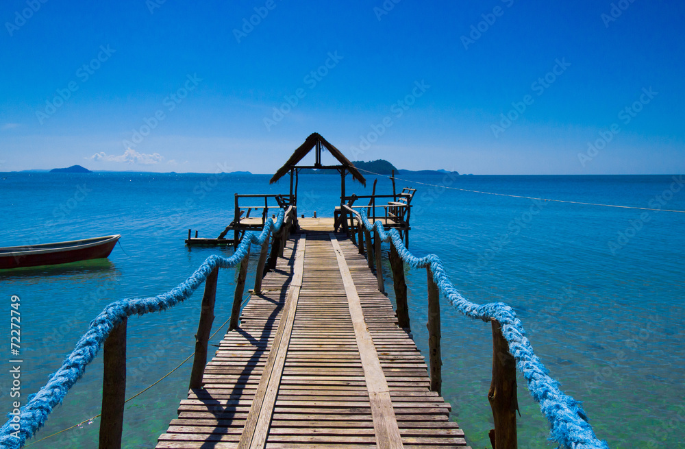 Poster boardwalk admire contemplating the sea