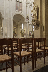 Fototapeta na wymiar Interior of of St. Peter 's abbey