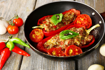 Stuffed pepper with meat and vegetables