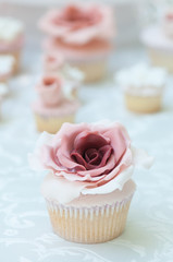 cake with a big flower