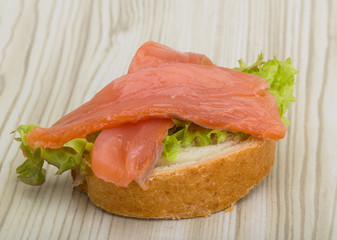 Salmon sandwich