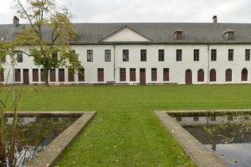 Le prieuré de l'abbaye du Rouge-Cloître
