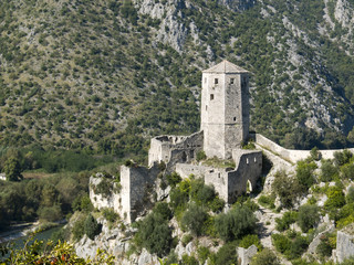 Obraz premium Château en ruine de Pocitelj, Bosnie-Herzégovine.
