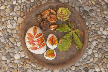 Decorative pebbles