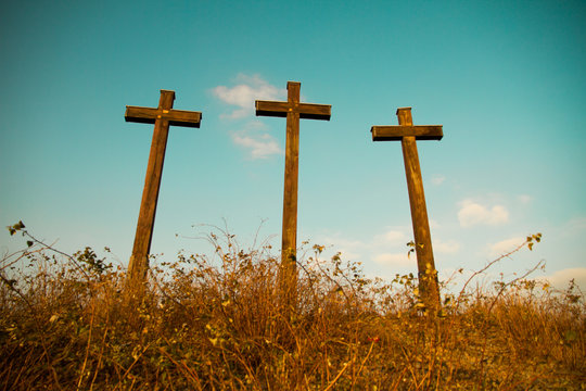 Three croses