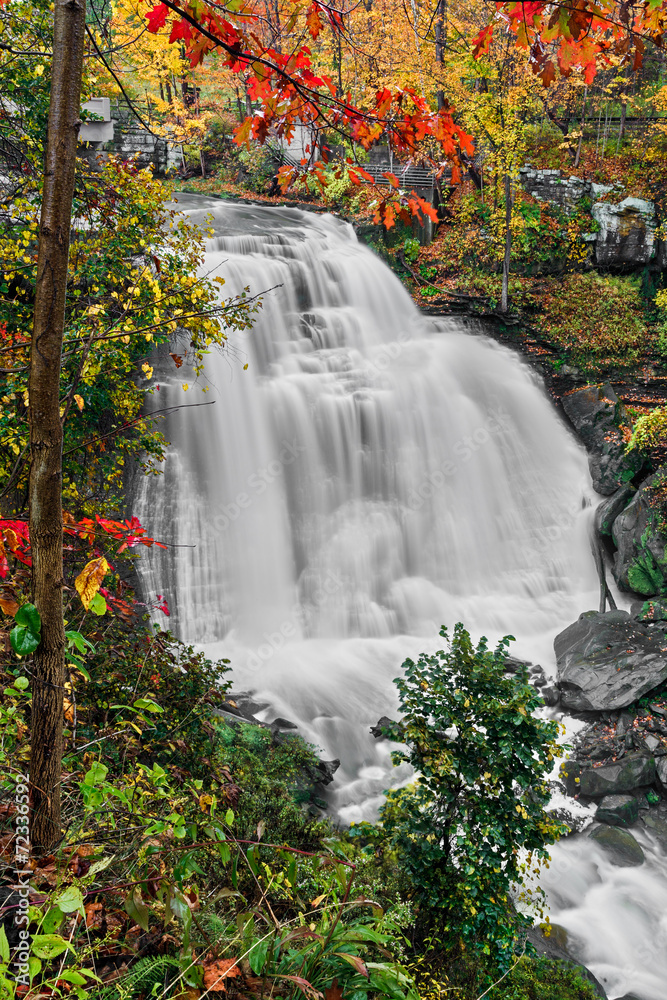 Wall mural Ohio's Brandywine Falls