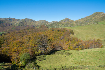 Obraz premium Depuis le Puy Mary dans le Cantal