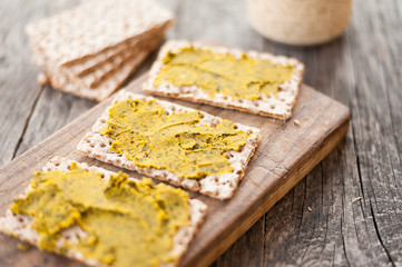 Black bean dip with turmeric