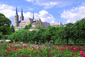 Rosengarten vor Kloster St. Michael in Bamberg