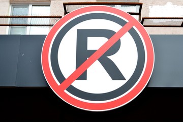 Registration mark R
