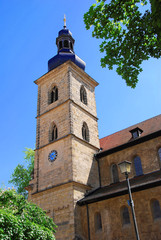 Fototapeta na wymiar Kirchturm der St. Jacob Kirche in Bamberg