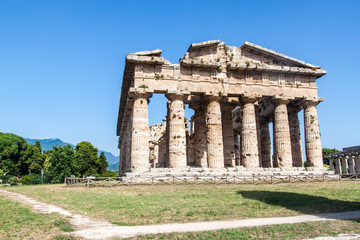Fototapeta premium Classical greek temple