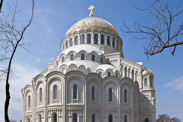 Fototapeta na wymiar Санкт-Петербург, Кронштадт, Морской собор.