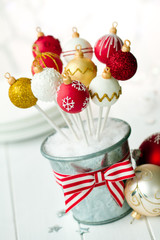 Christmas bauble cake pops