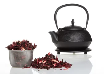 Foto op Aluminium Black teapot, hibiscus tea © MWiner