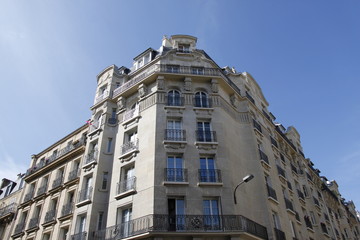 Fototapeta premium Immeuble de standing du quartier de Passy à Paris