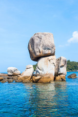 Hin son island is a small island near Lipe island