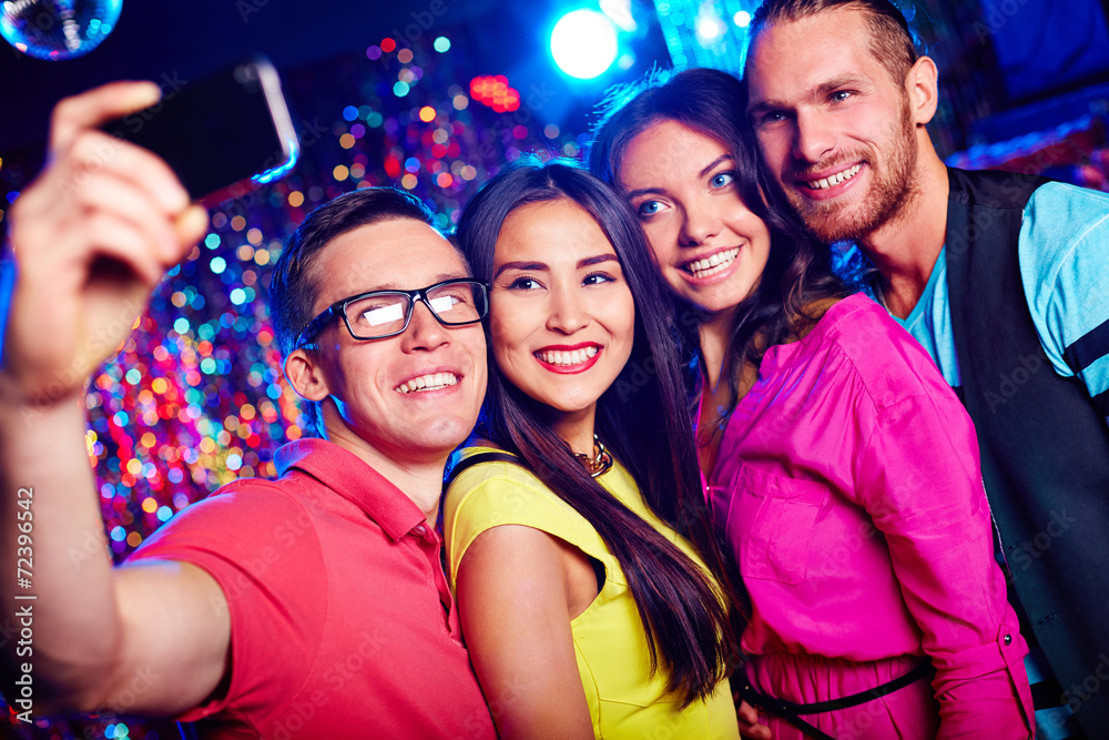 Poster selfie of friends