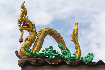 Fototapeta premium dragon statue