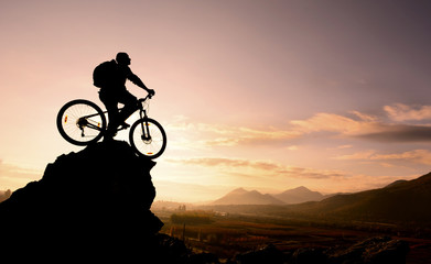 bisiklet ile zafer tırmanışı