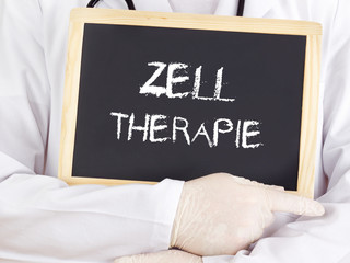 Doctor shows information: cell therapy in german language