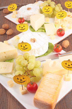 K&auml;seplatte Halloween