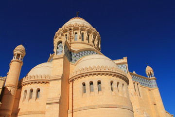 Basilique Notre Dame d'Afrique à Alger, Algérie © Picturereflex