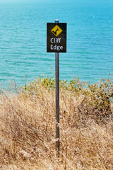 Warning sign cliff edge